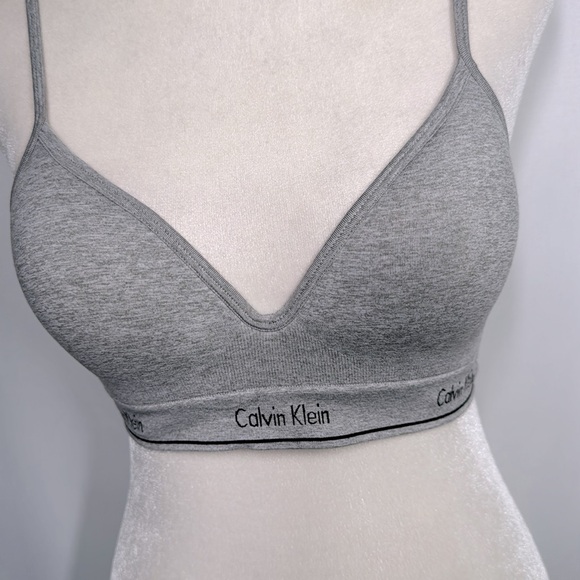 ❤️3/$30 Calvin Klein Gray Bra with Adjustable Straps - Picture 2 of 7